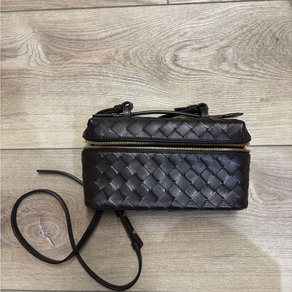 Bottega Veneta fondant bang bang vanity bag